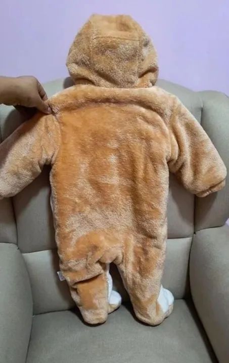 Macacão Importado de pelúcia  - Foto 4