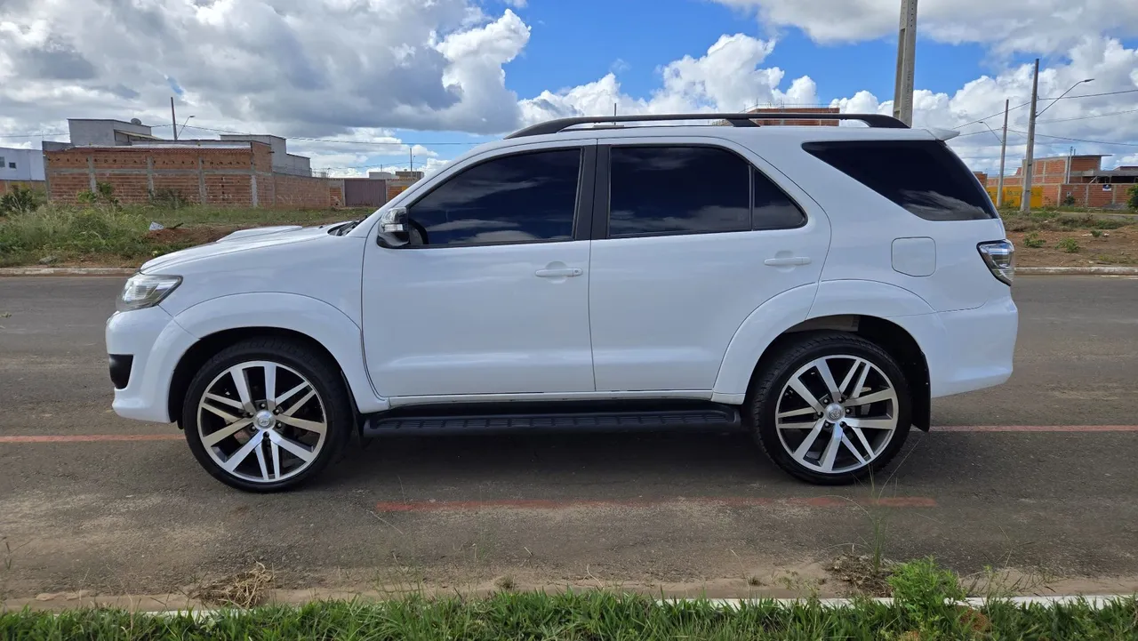 TOYOTA SW4 2015 7 LUGARES