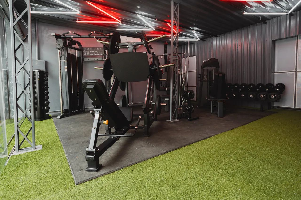 Máquinas de academia novas, pronta entrega! 