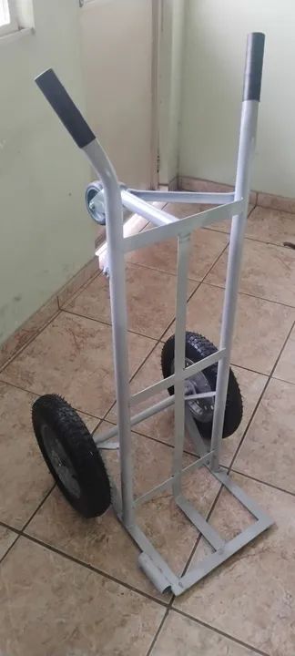 Carrinho de carga novo com rodízio  - Foto 3