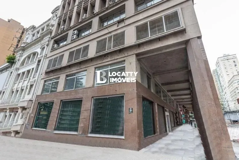 Loja Comercial para Locação em Porto Alegre, Centro Histórico, 4 banheiros
