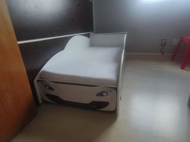Cama carros infantil com baú - Foto 2