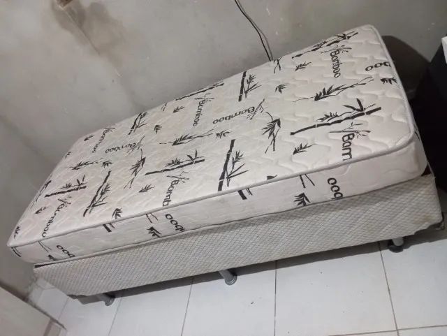 Cama64289074749698121