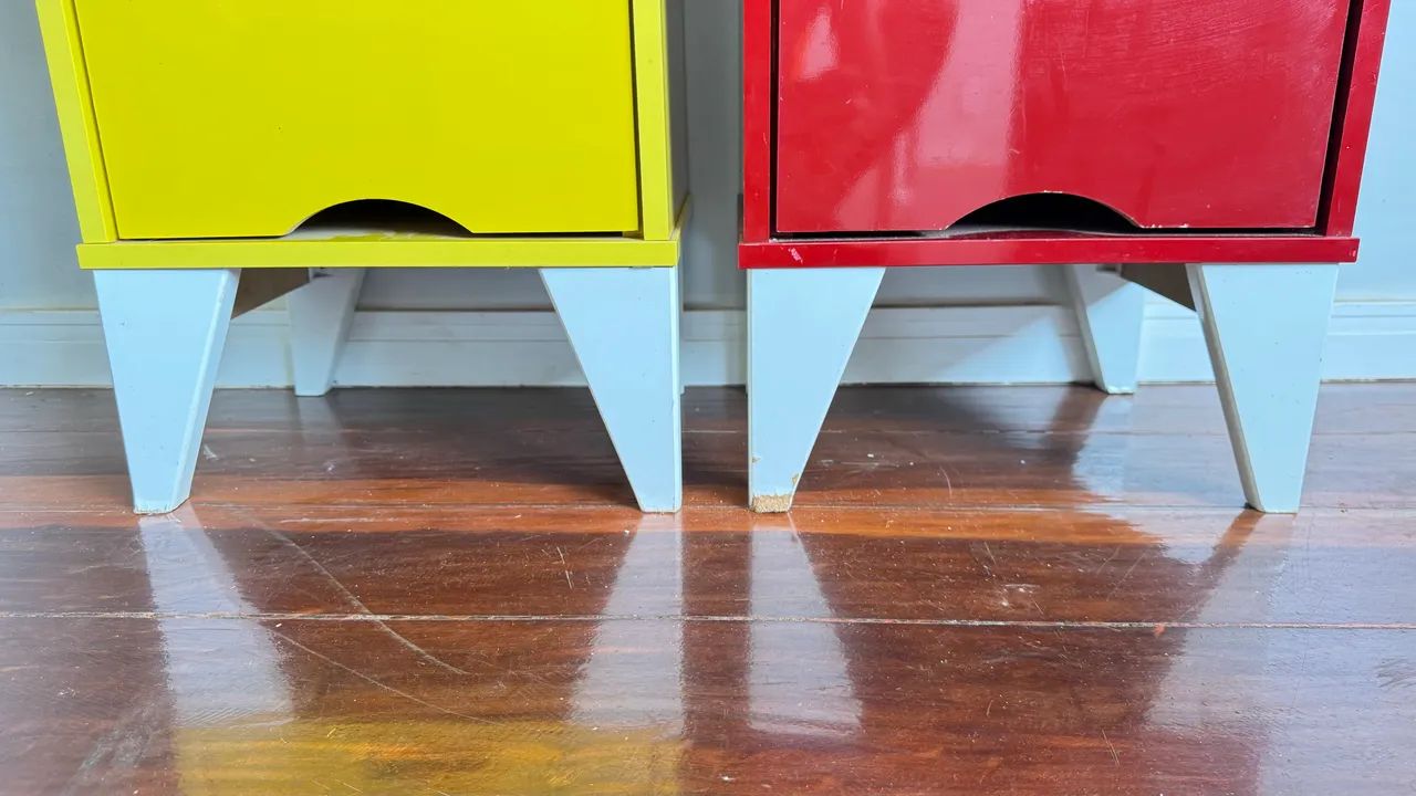 Mesa de cabeceira 