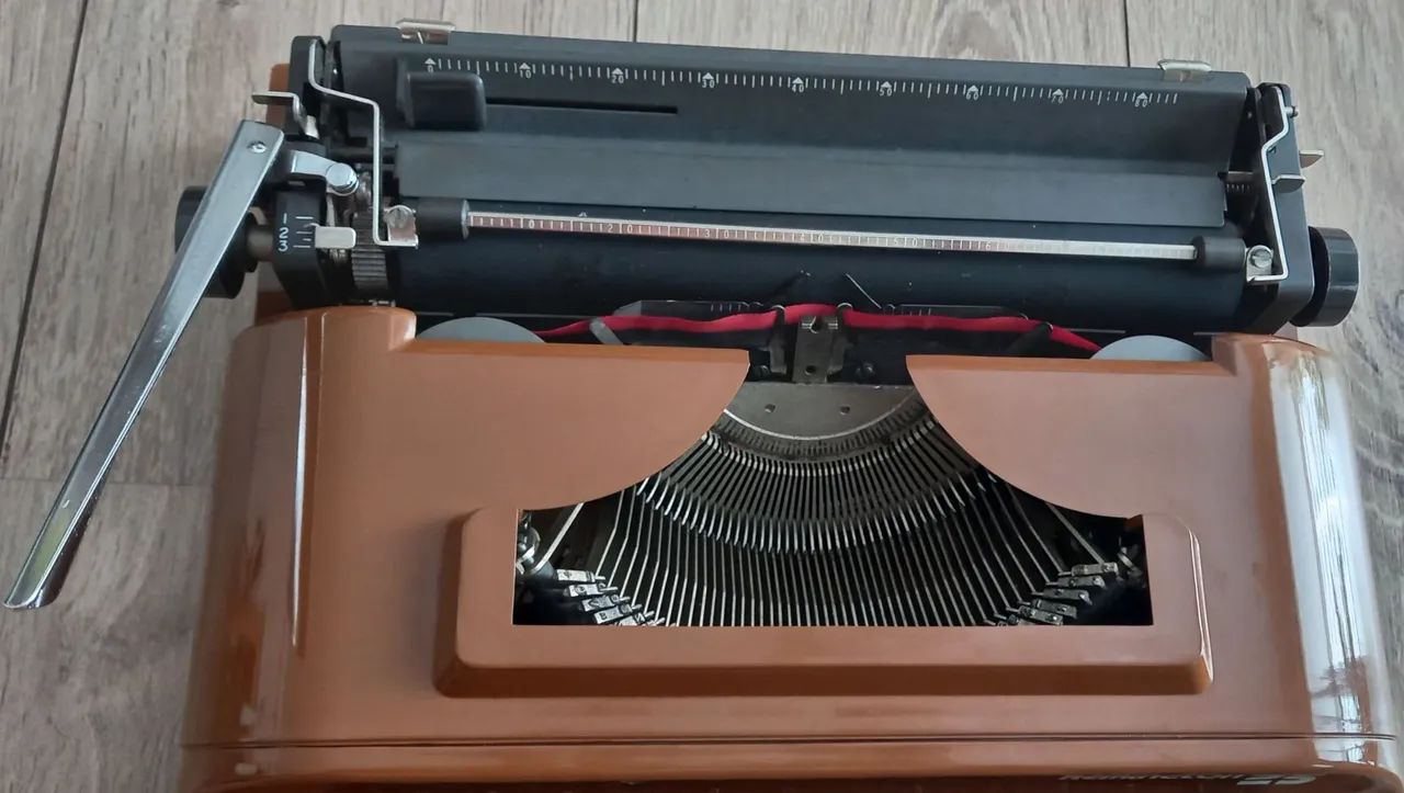 Maquina datilográfica Ramington 2565570201673985122