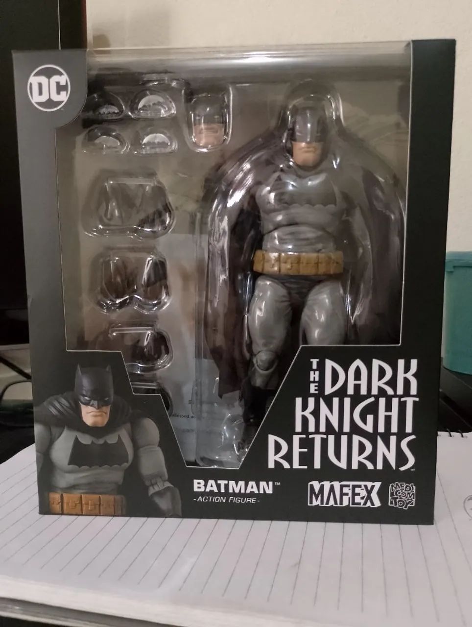 Batman mafex - Hobbies e coleções - Condomínio Residencial Colinas