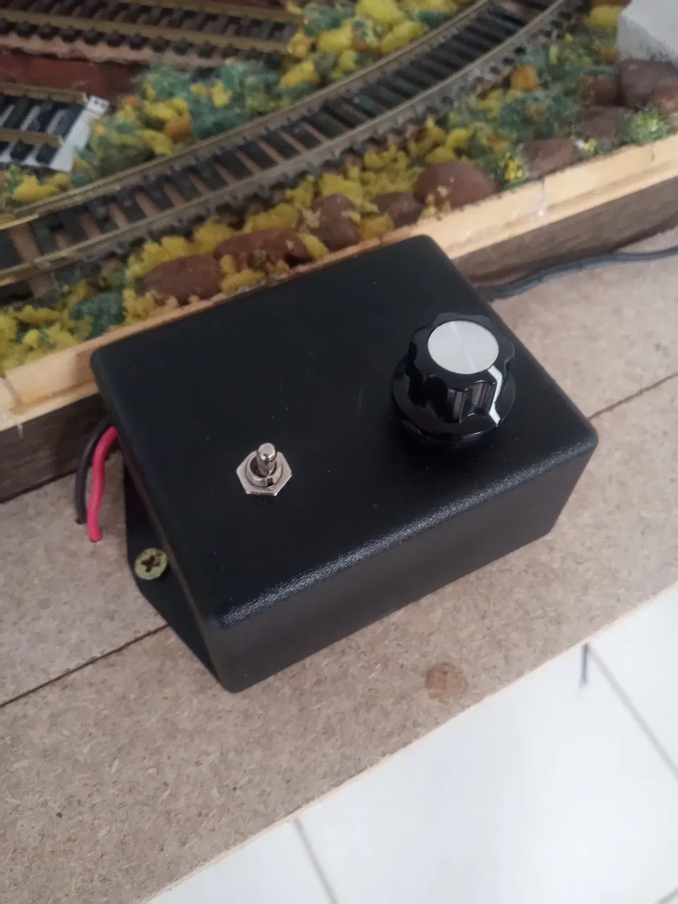 Controlador de velocidade para maquetes HO