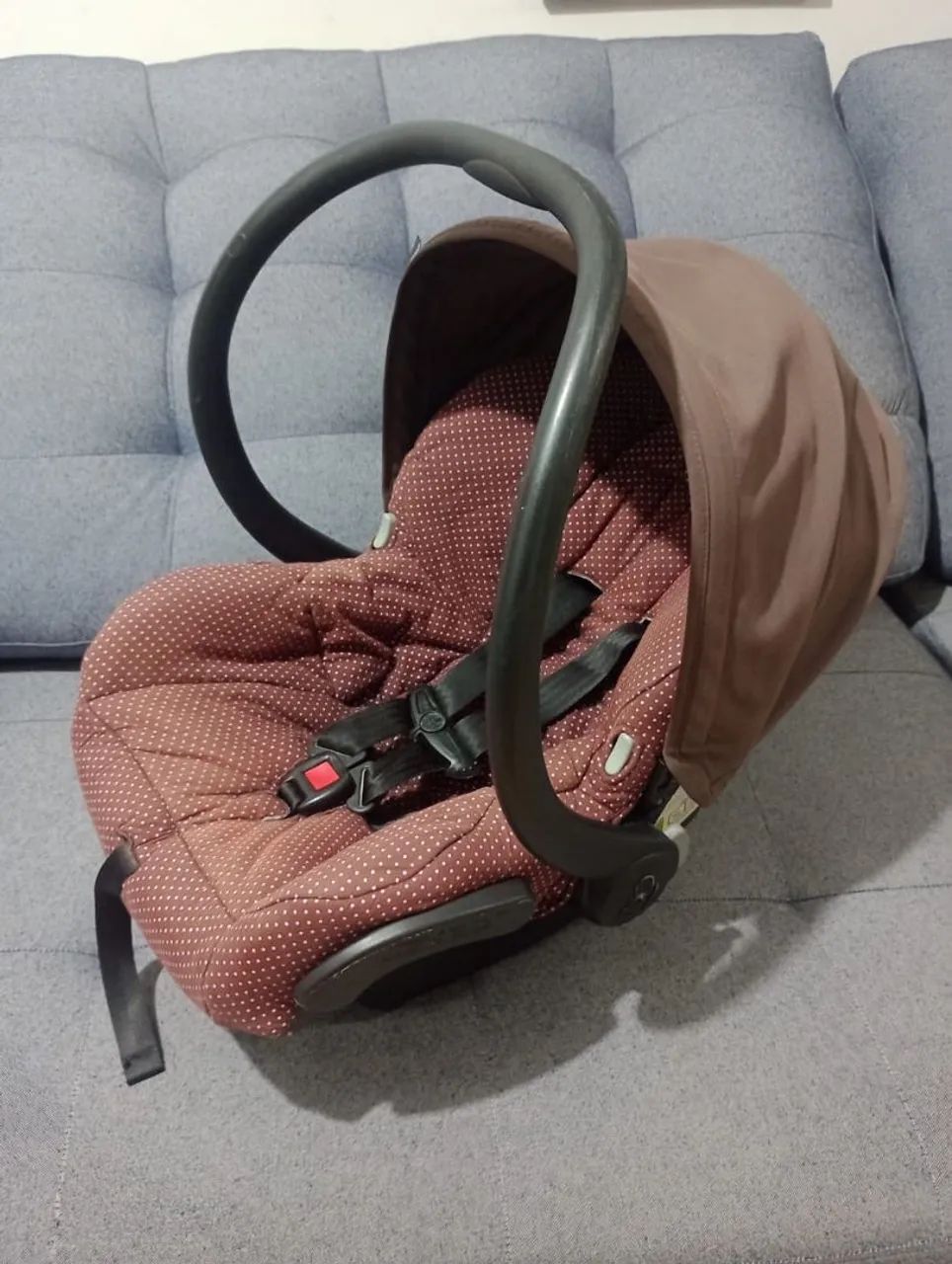 Bebê conforto com suporte de carro 