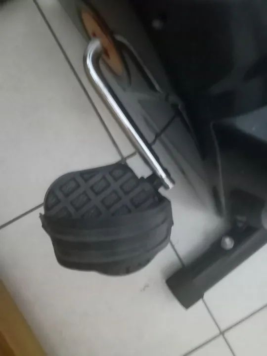 Bicicleta ergométrica para exercícios em casa - Foto 2