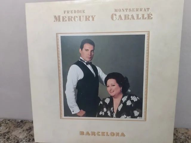 03 Discos vinil Queen / Freddie Mercury - Foto 5