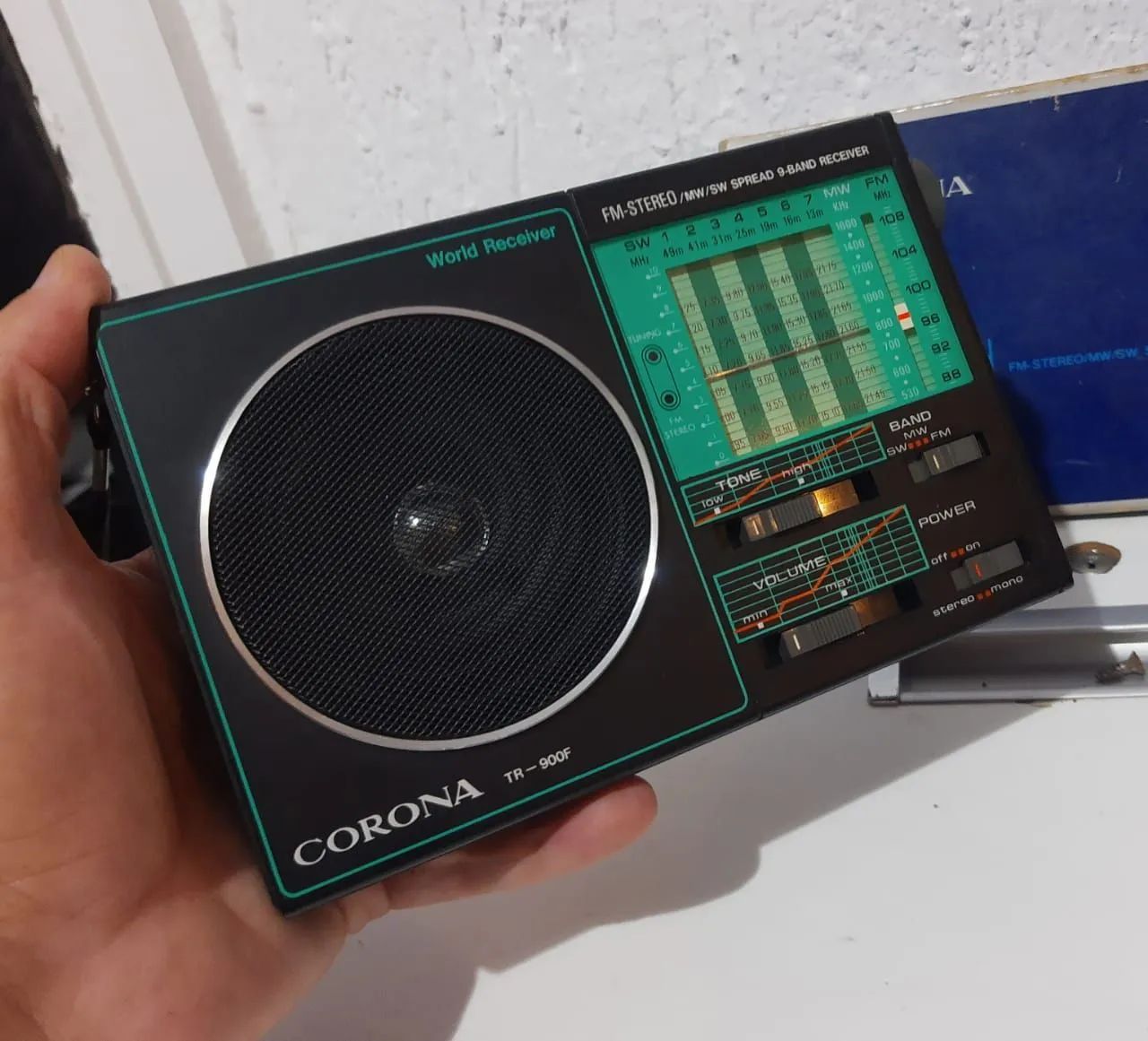 Rádio antigo CROWN 9 FAIXAS C0R0N.A  RELÍQUIA IMPECÁVEL RARÍSSIMO AM FM  SW SW++ - Foto 6