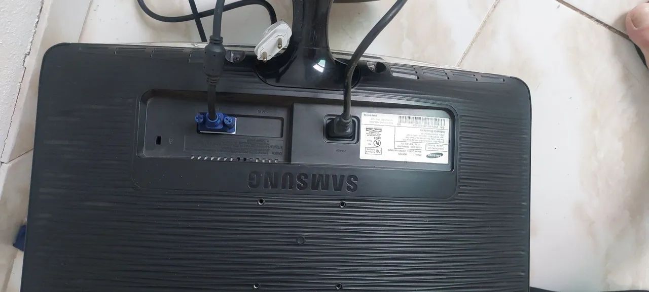 Monitor Samsung SyncMaster 2233SW - Foto 2