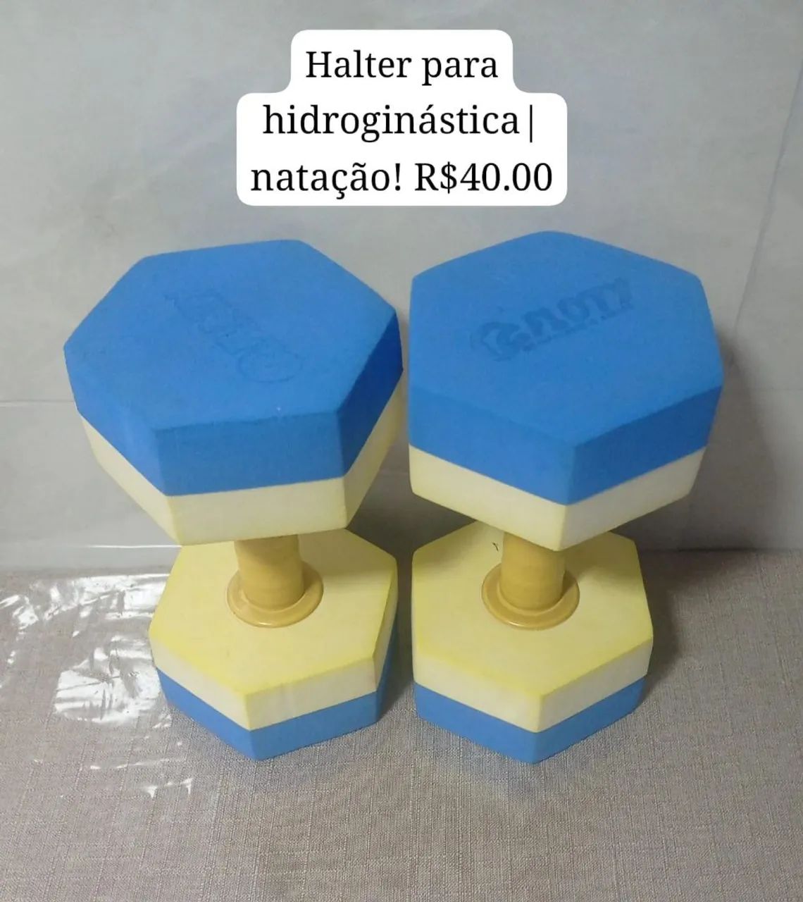 Halteres Aquáticos para Hidroginástica e Natação