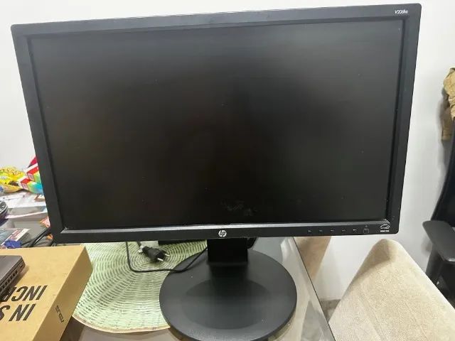 Monitor Led 19 Widescreen Giratório Hp 19e13p Cor Preto (Usado)