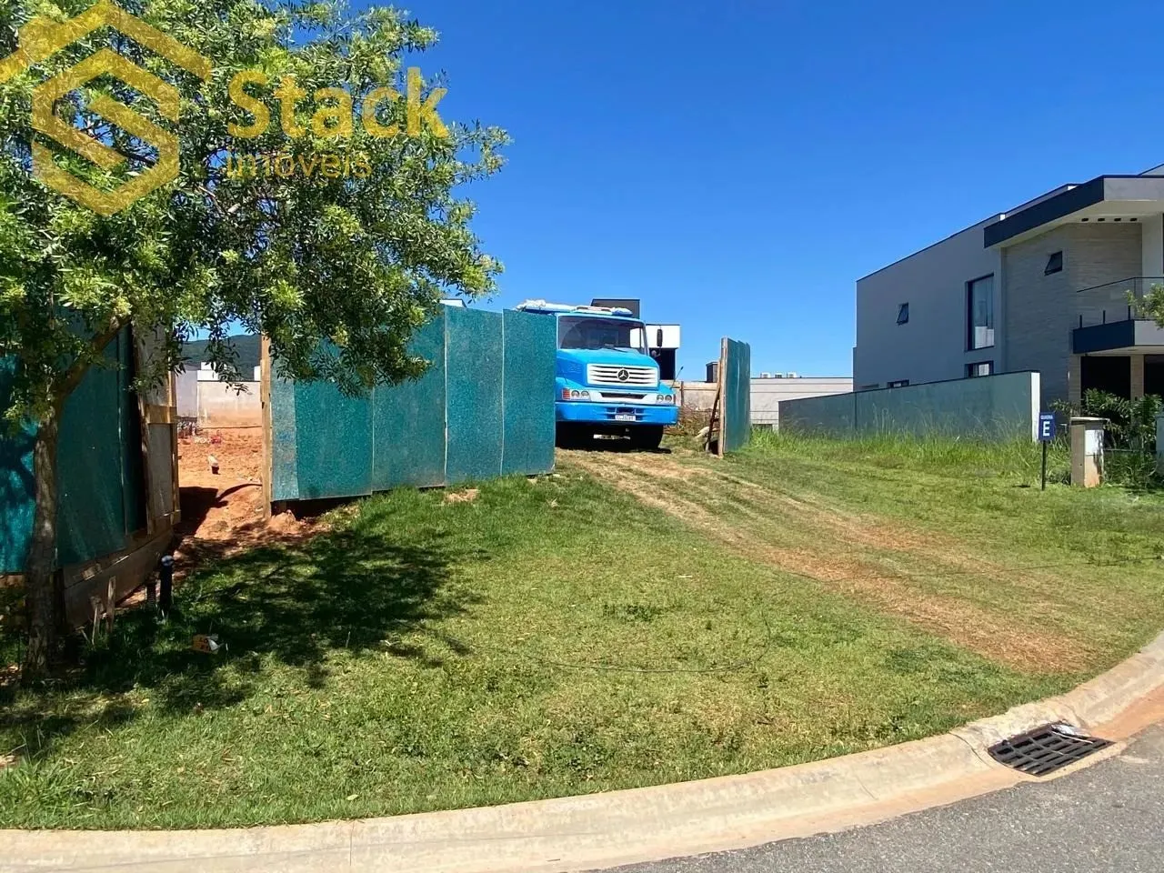 TERRENO A VENDA EM JUNDIAÍ NO CONDOMÍNIO FECHADO BRISAS JUNDIAÍ.