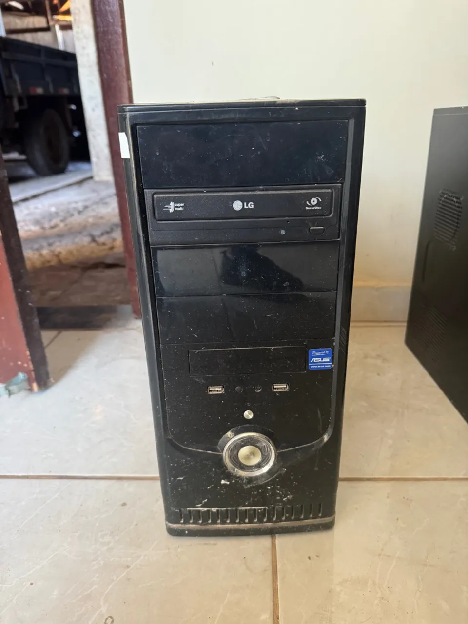 Computador Desktop Asus (Gabinete)