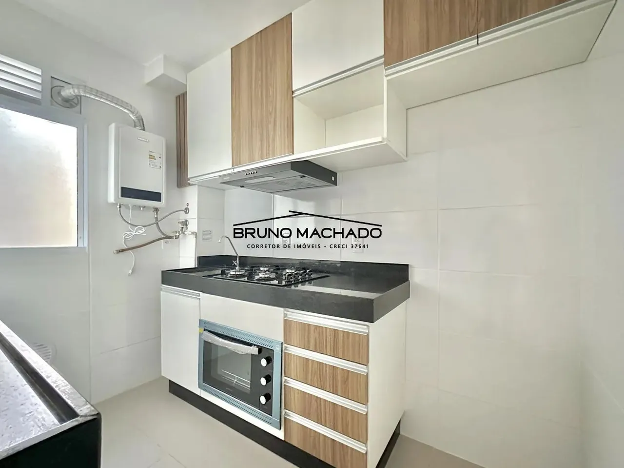 Apartamento para Locação em Curitiba, Santa Cândida, 2 dormitórios, 1 banheiro, 1 vaga