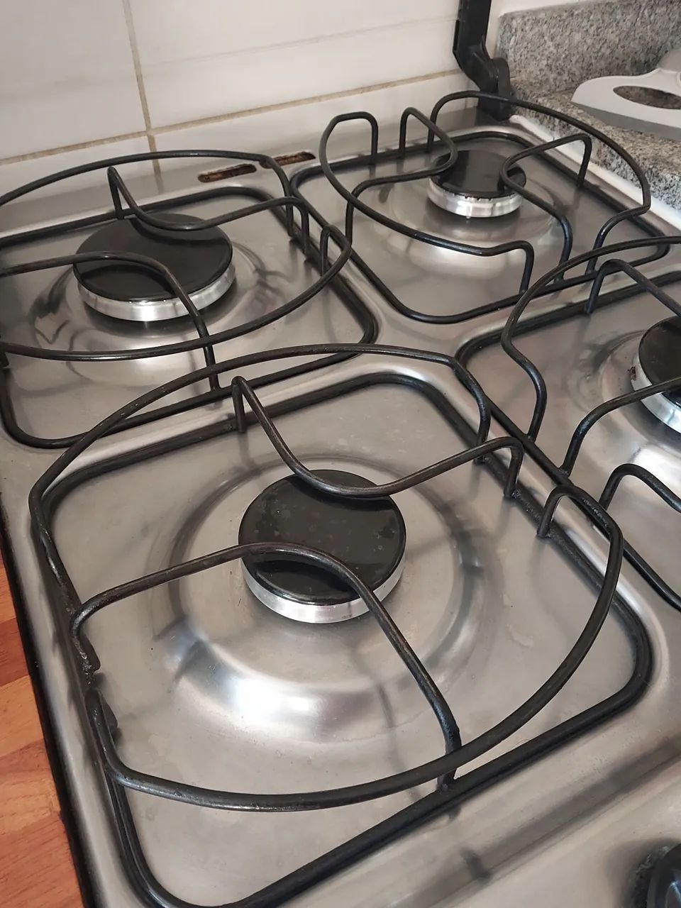Fogão Brastemp com Forno e 4 Bocas - Foto 4