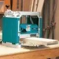 Plaina Eletrica Desengrosso Para Madeira Profissional 2012nb - Makita - Foto 2