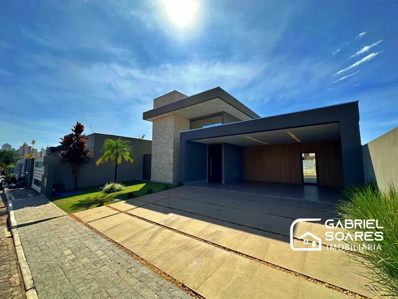 Casa 4 Suítes de Alto Padrão em Arniqueira | Condomínio Amary
