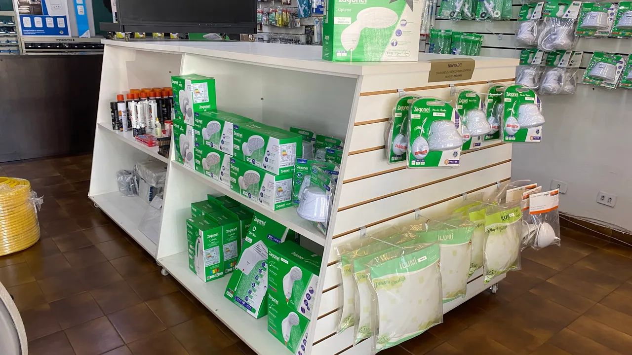 VENDE-SE LOJA DE MULTI UTILIDADES, FERRAMENTAS, MATERIAL ELÉTRICO E HIDRÁULICO - Foto 3