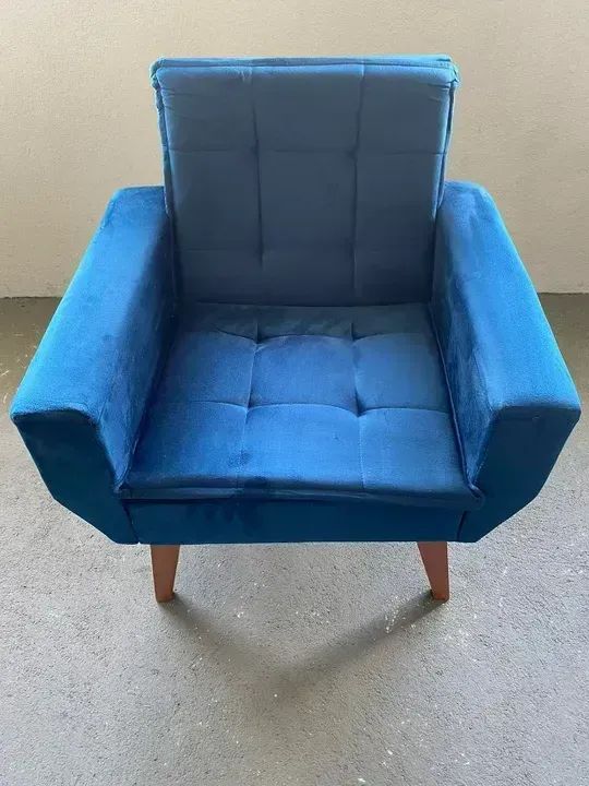 Poltrona decorativa azul veludo