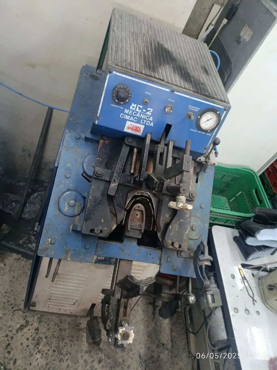 Máquina de montar bico de calçados 