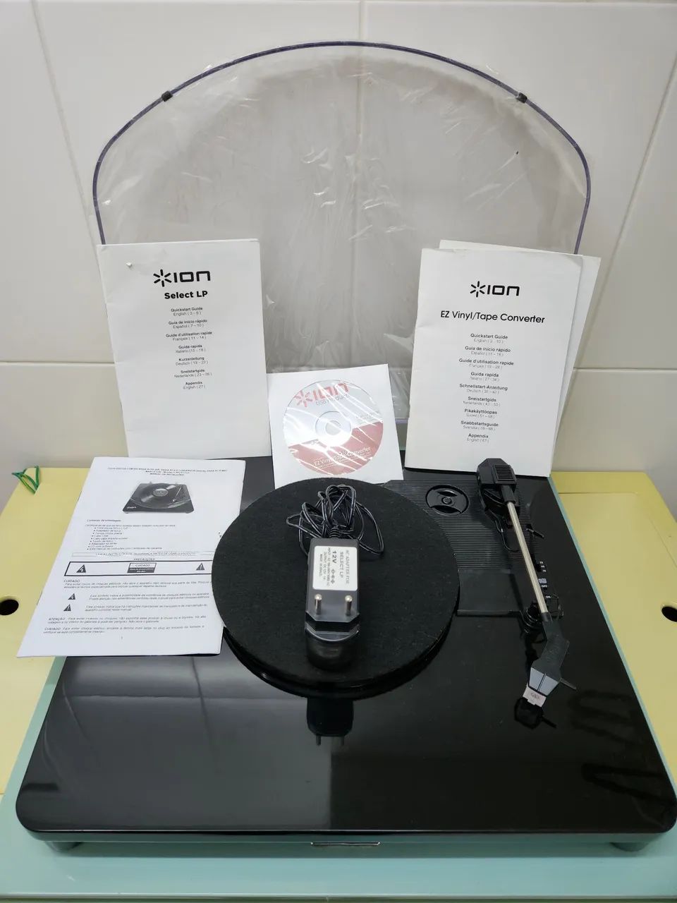 Toca Discos Ion Select LP com Pré de Phono e Cápsula Audio-Technica AT 3600La
