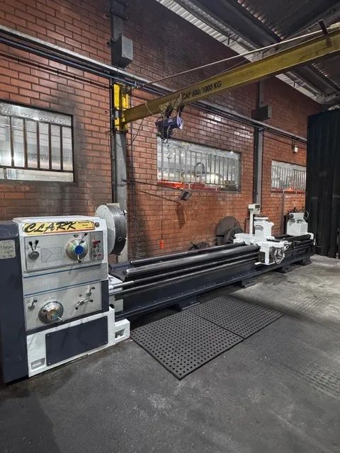 TORNO MECANICO CLARCK  62100C/5000 ANO 2005 - Foto 3