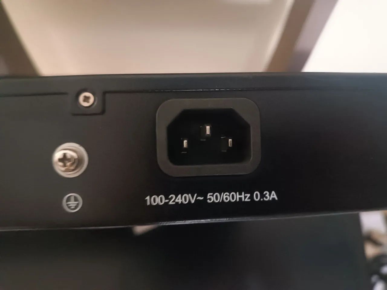 Switch Intelbras SF 2400 QR 24 Portas Fast Ethernet - Foto 2