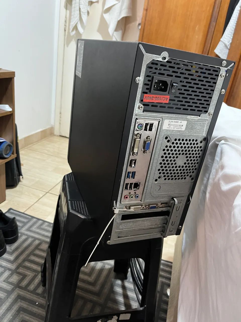 PC intel core 13 -2100cpu 12GB RAM SSD 240 GB placa de vídeo - Foto 5