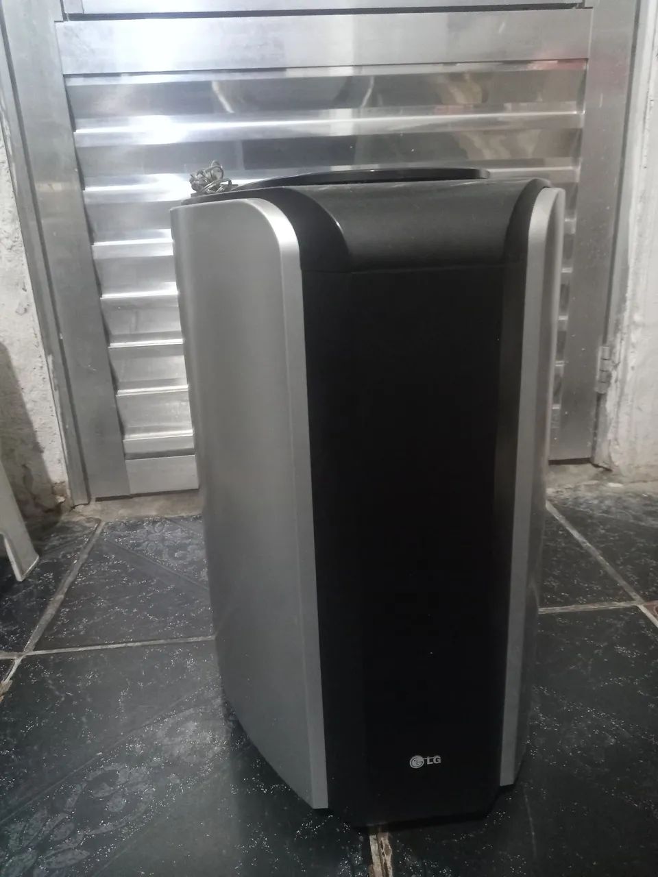 Subwoofer e Caixa Som Central LG  - Foto 3