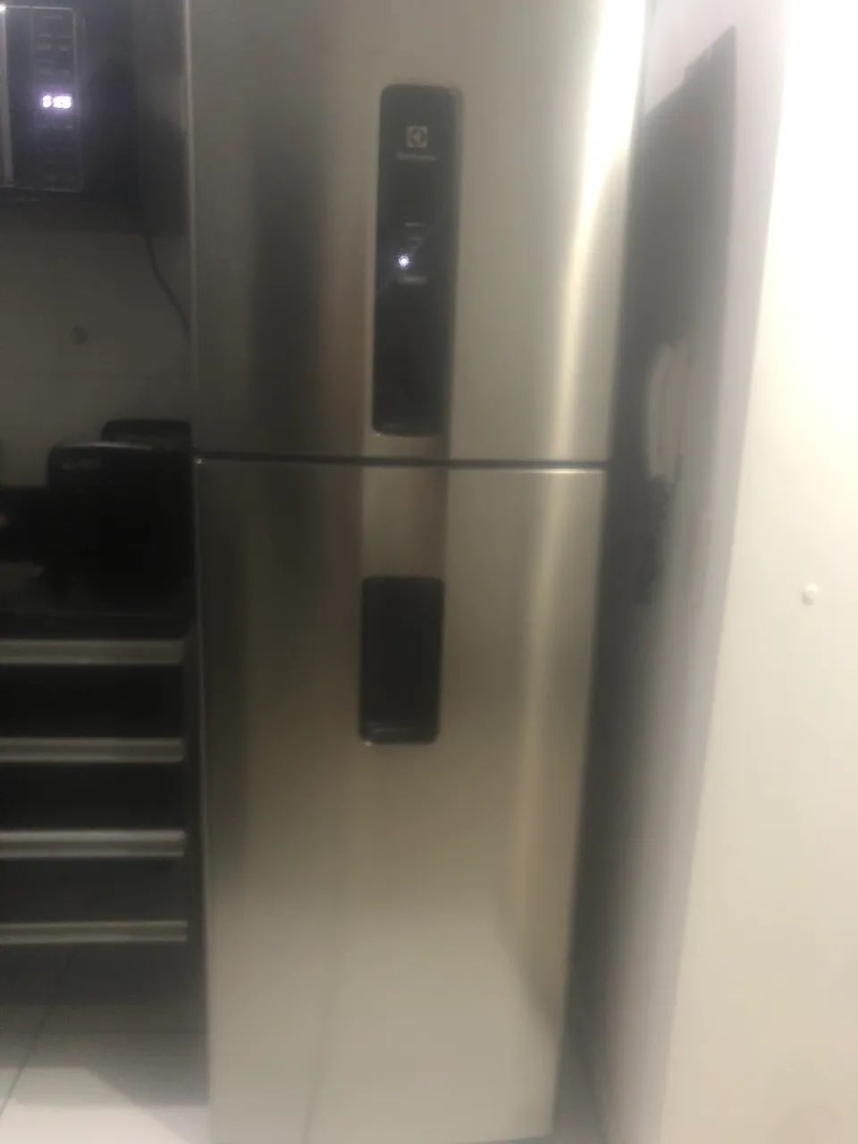 Geladeira Eletrolux Frost Free Inverter 410l
