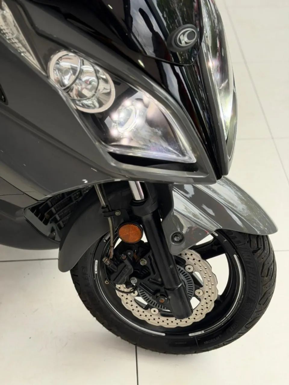 Kymco Downtown 300i - Foto 4