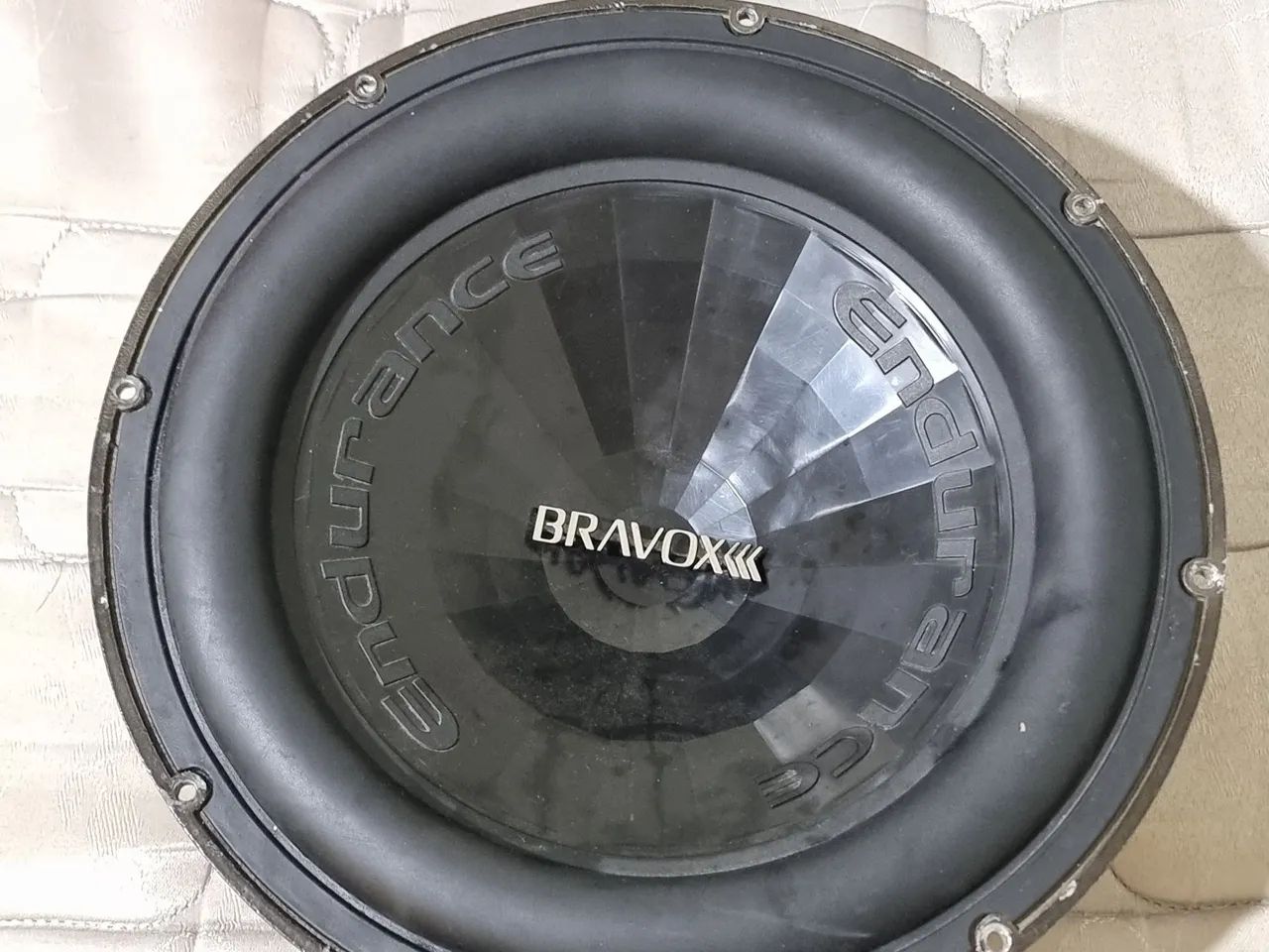 Bravox e2k 15 900wrms vai com caixa  - Foto 2