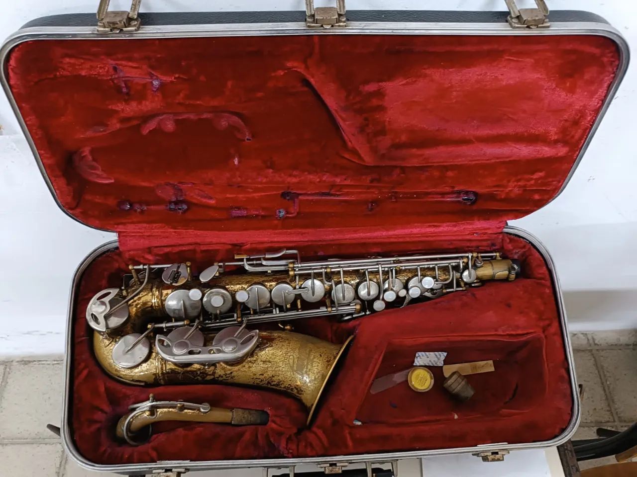 Saxofone Alto Elkhart - EUA - Foto 2