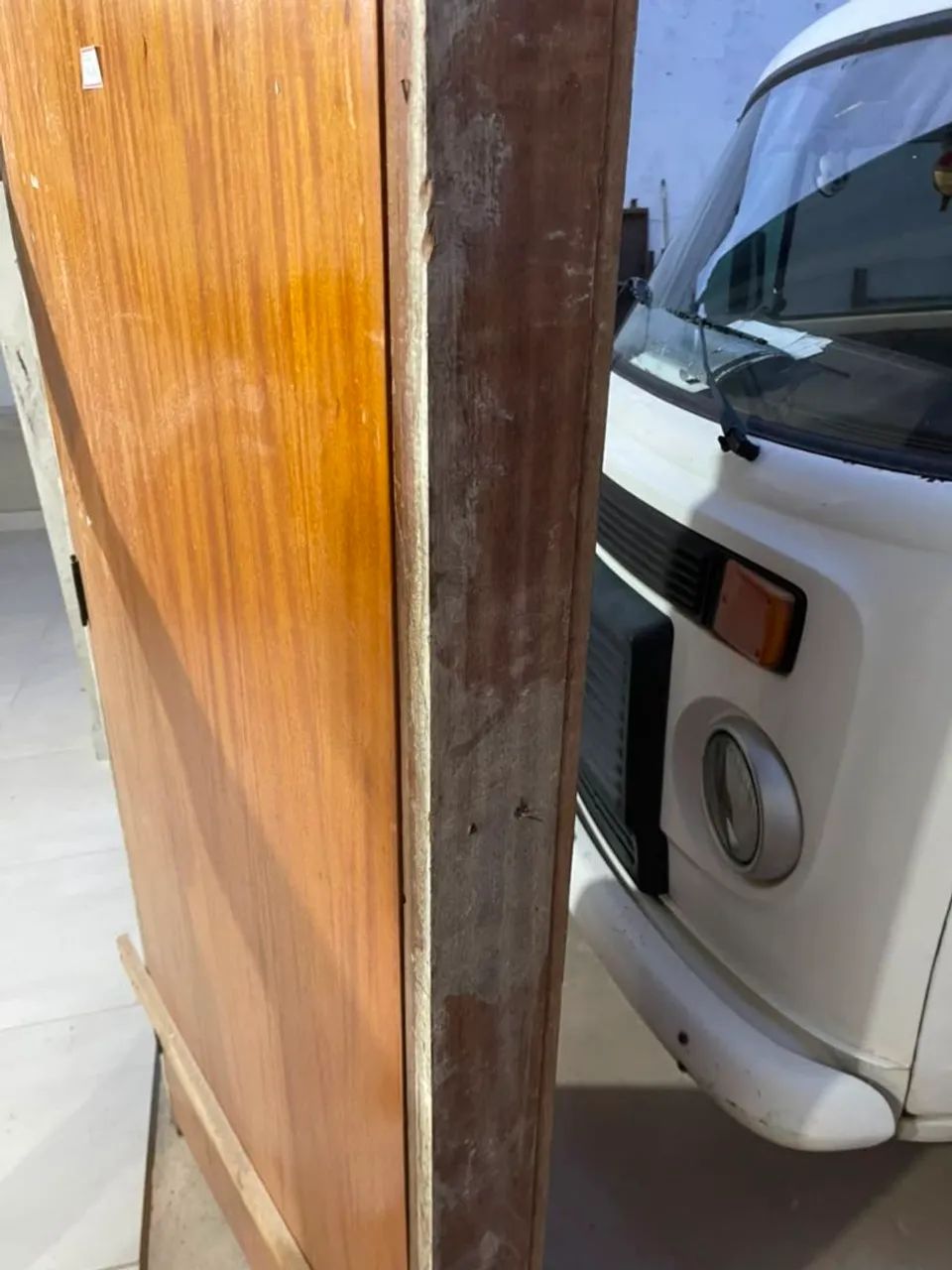 Porta madeira maciça  pra sair logo - Foto 3