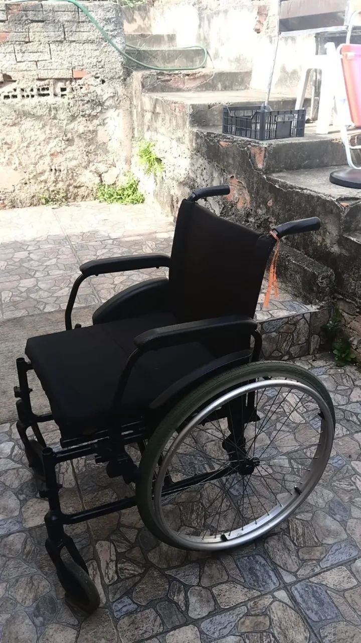 Cadeira de rodas - Foto 2