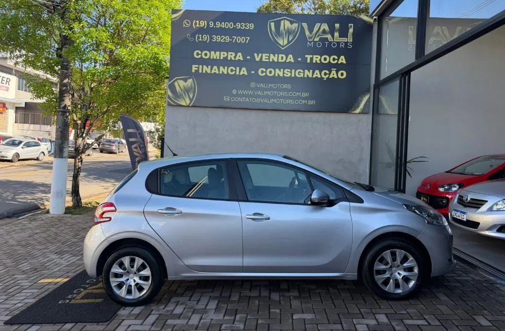 Peugeot 208 Active/active Pack 1.5 Flex 8V 5P 2014 - Foto 3