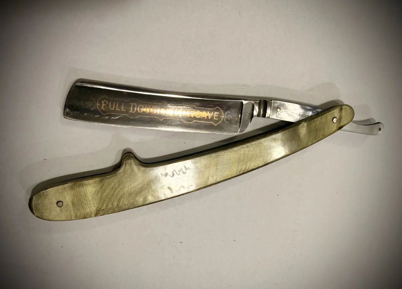 Antiga navalha JR Torrey