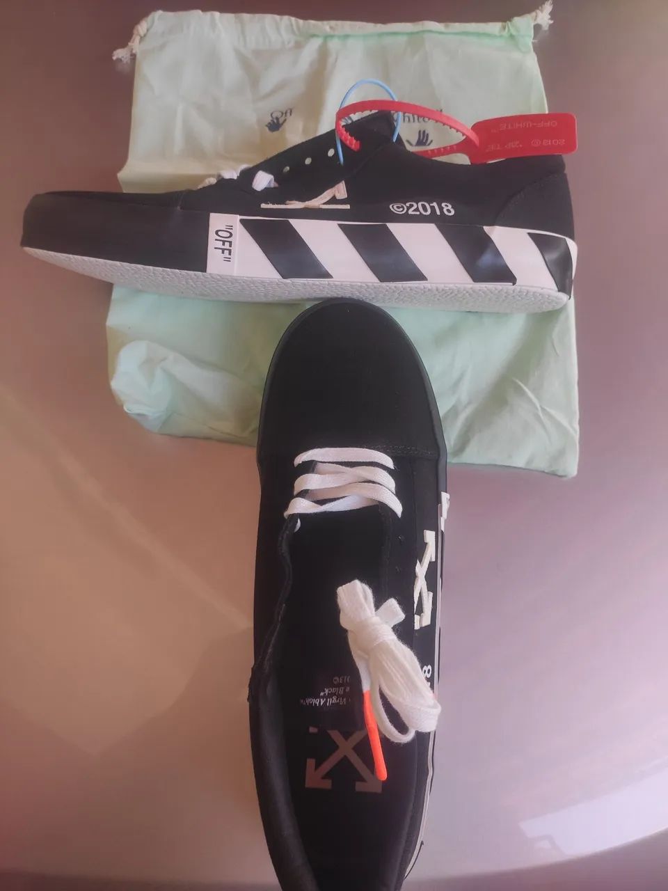 Tênis social Off White  - Foto 3