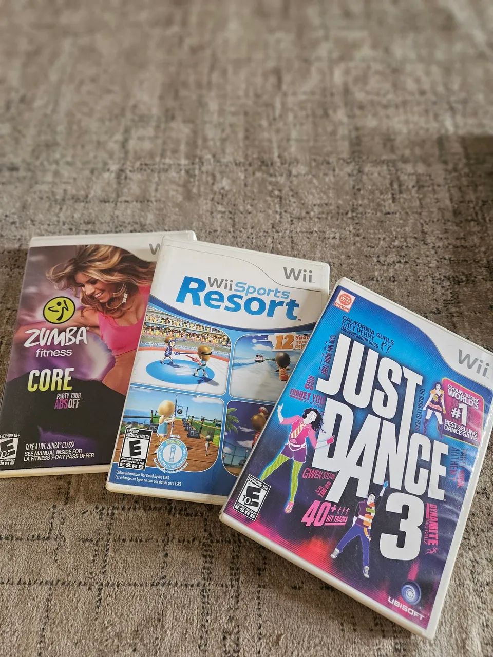 Nintendo wii 2 controles e 3 jogos - Foto 3