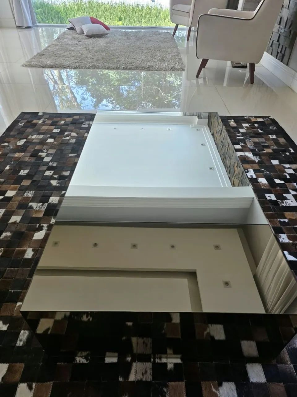 Mesa de centro espelhada bom estado - Foto 3
