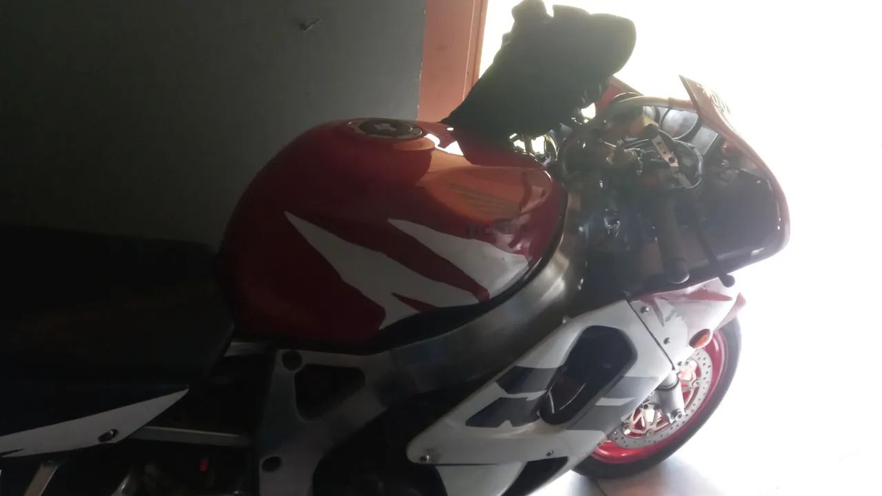 Cbr 900rr  - Foto 3