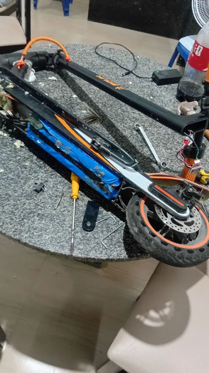 Patinete eletrico 350w para retirada de peças  - Foto 2