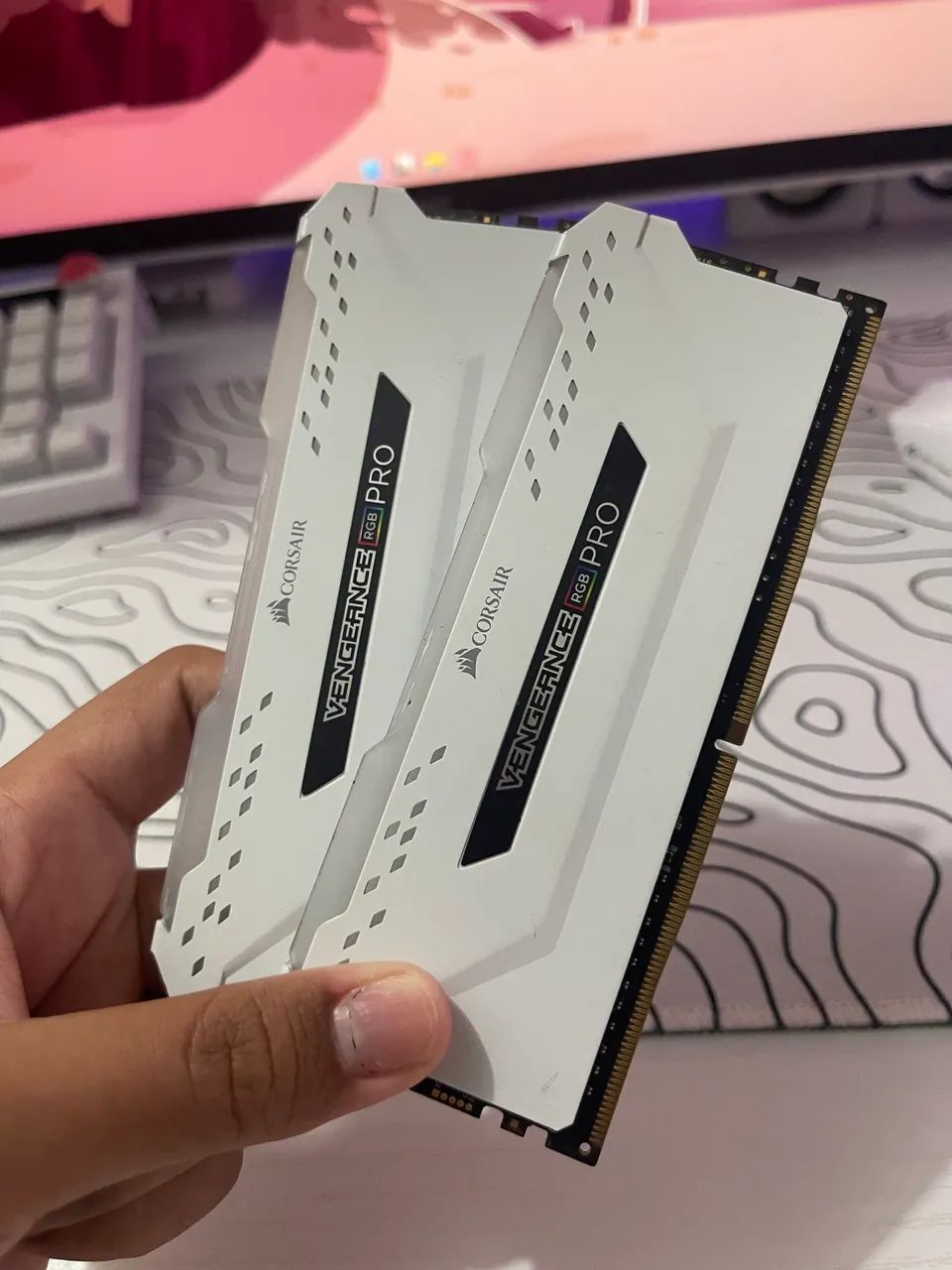 2x8Gb Corsair Vengeance Pro RGB - 2666Mhz - Envio OlxPay - Aceito cartão e Entrego - Foto 2