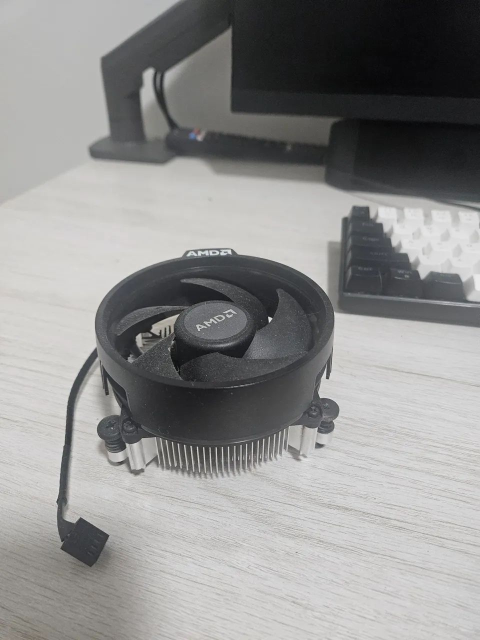 Cooler amd