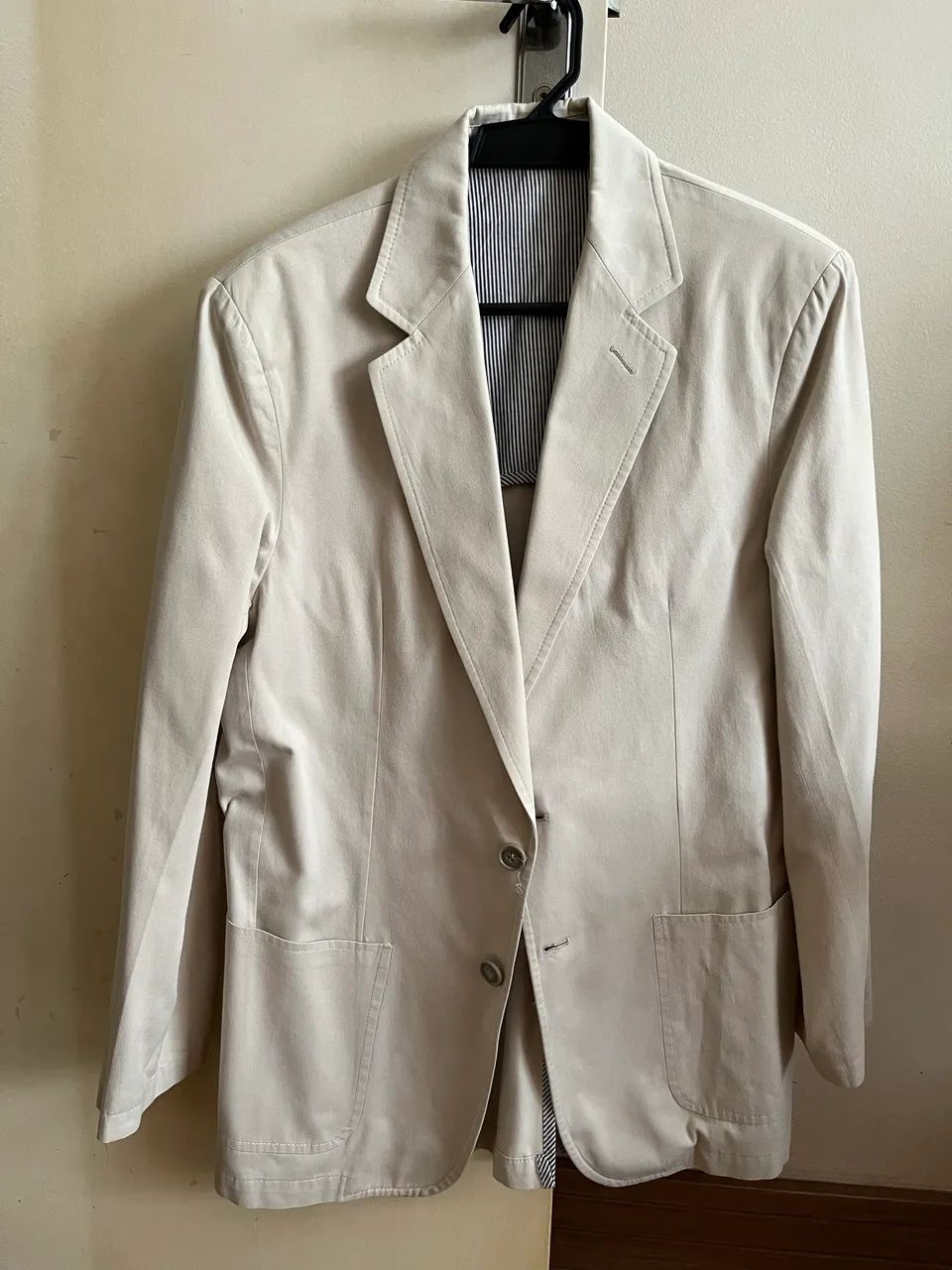 Blazer Via Condotti Branco/Bege ( T - 46 )
