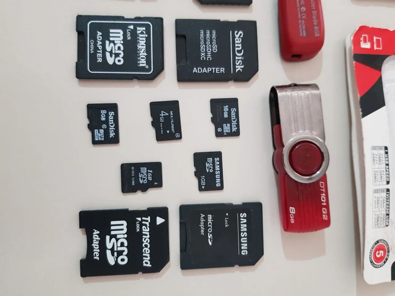 Pen drive e cartões  - Foto 2