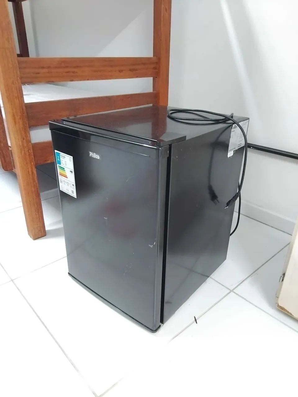 Frigobar Philco 68L Preto - Foto 4